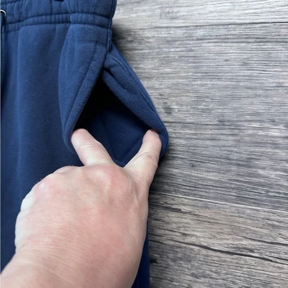 Nike Navy Blue Sweatpants - Picture 4 of 6